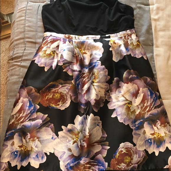 City Chic Moon Lite Hi Lo Dress - Picture 4 of 8